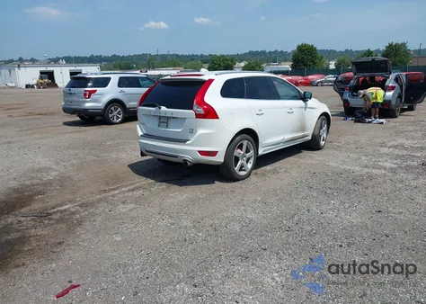 2012 Volvo Xc60 T6/T6 Platinum/T6 Premier Plus/T6 R-Design/T6 R-Design Platinum/T6 R-Design Premier Plus from USA, damaged, VIN YV4902DZXC2312148